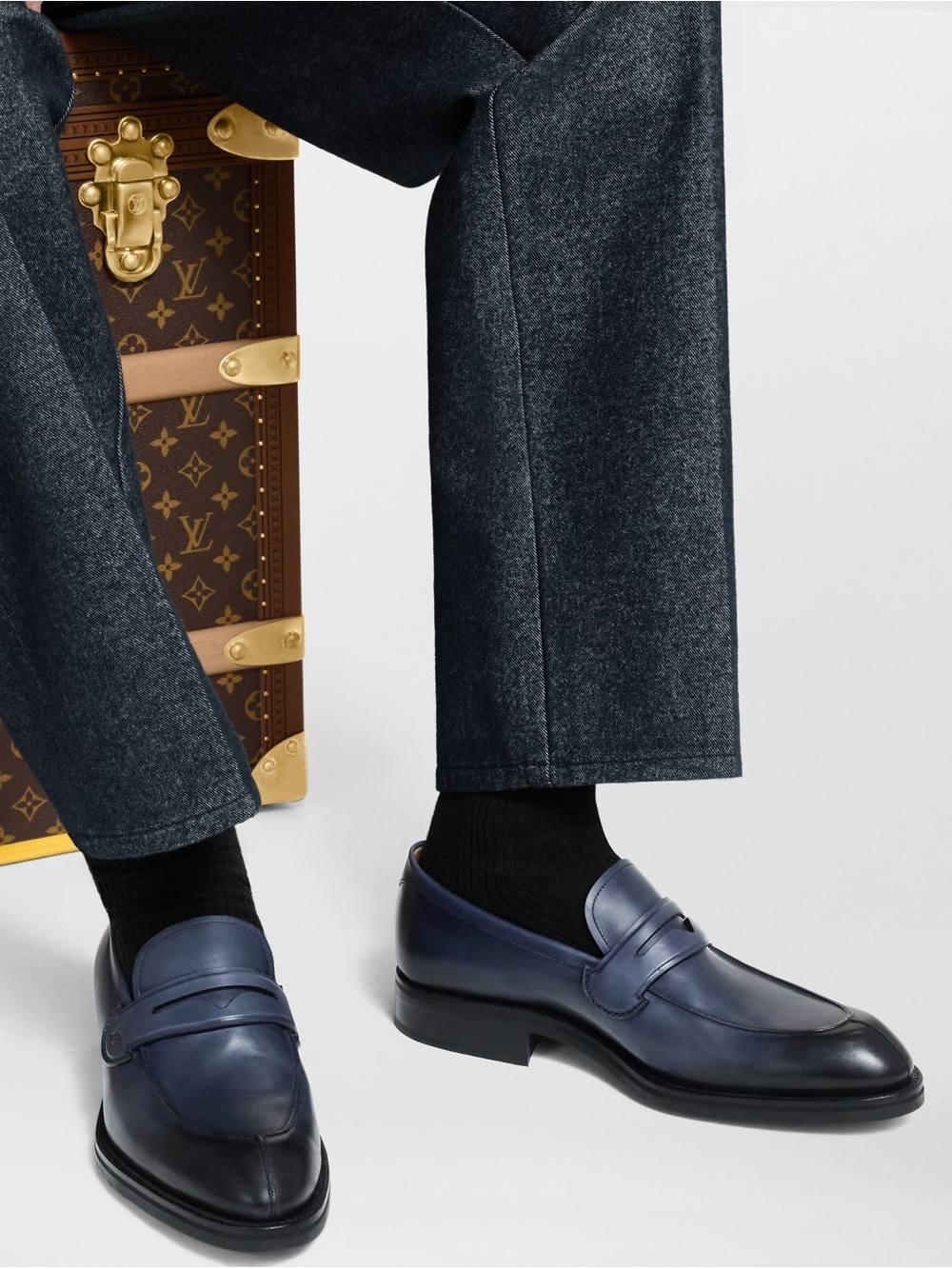 Louis Vuitton Dark Blue Sorbonne Loafer Dress Shoes - US 8 / UK 7 *Celeb Style*